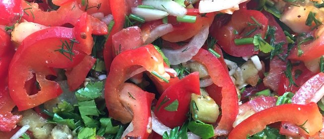 Баклажаны по‑корейски с помидорами