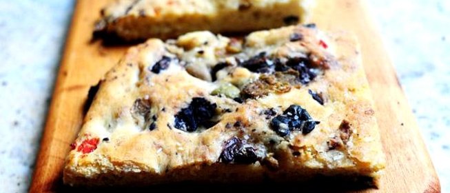 Фокачча с маслинами