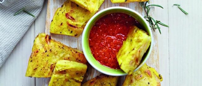 Кукурузная полента с травами и чесноком