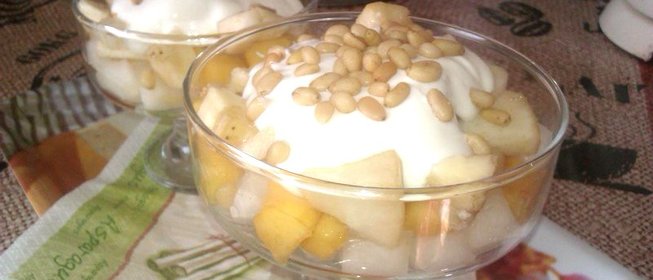 Фруктовый салат-коктейль