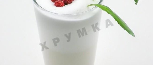 Молочный коктейль с кленовым сиропом