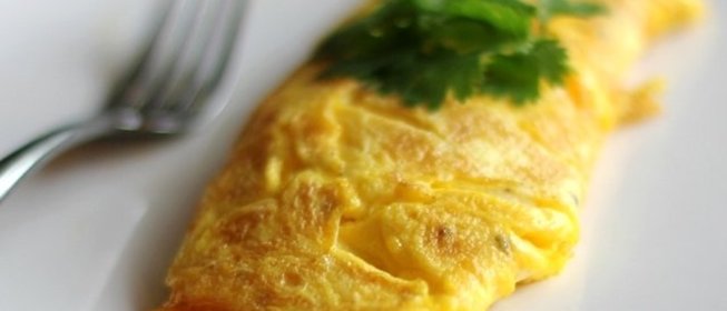 Омлет с молоком и сыром