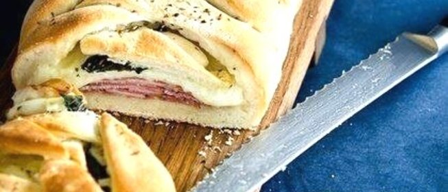 Стромболи (пицца в рулете)