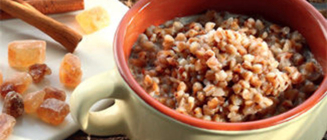 Гречневая каша с пряным молоком