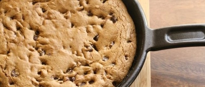 Большое шоколадное печенье