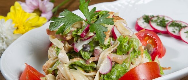 Блинный салат