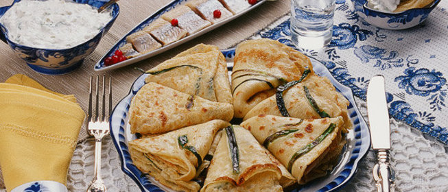 Блины с зеленым луком