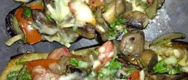 Закуска из баклажан с овощами