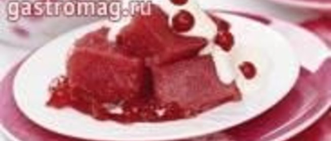 Манная каша на клюквенном соке