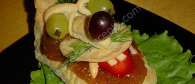 Слойки с повидлом из слоеного теста