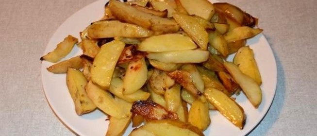 Молодая картошка по деревенски