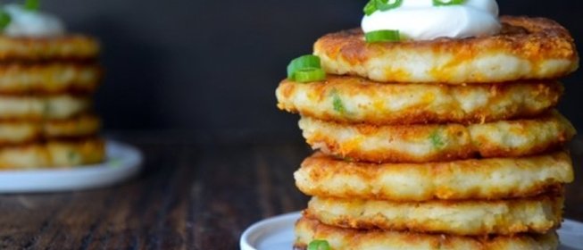 Картофельные оладьи с луком