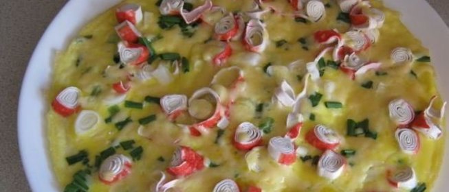 Омлет с крабовыми палочками