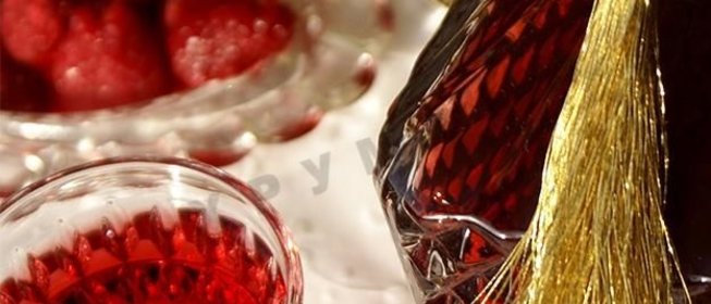 Клубничная настойка с лимоном