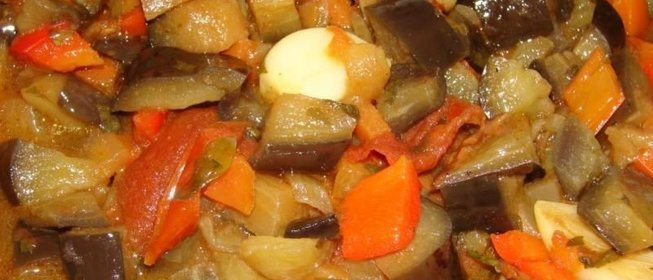 Овощное рагу с баклажанами