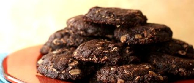 Шоколадное печенье с овсяными хлопьями