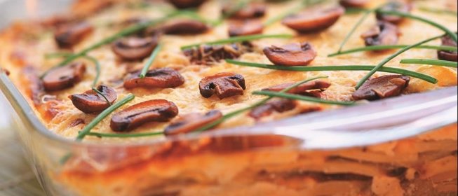 Запеканка из сельдерея с соусом Бешамель