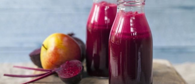 Овощной очищающий сок с яблоками