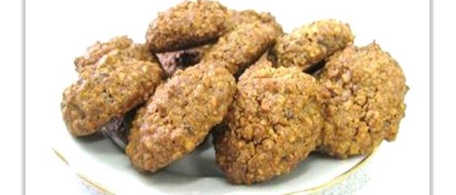 Хрустящее печенье с кукурузными хлопьями и грецкими орехами