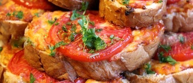 Горячий бутерброд «Ленивая пицца»