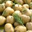 Печеный молодой картофель с розмарином и чесноком