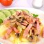 Отварной картофель с варено-копченой грудинкой, колбасой и шампиньонами