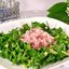 Салат из редиса с зеленью и свежим огурцом