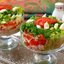 Салат с сардинами, яйцом и помидорами
