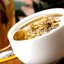 Острый соус из фиников с кедровыми орехами и зеленью