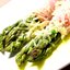 Спаржа с пармезаном и беконом