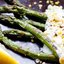 Спаржа под греческим йогуртом