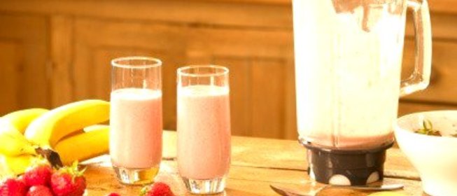 Ягодно-банановый коктейль