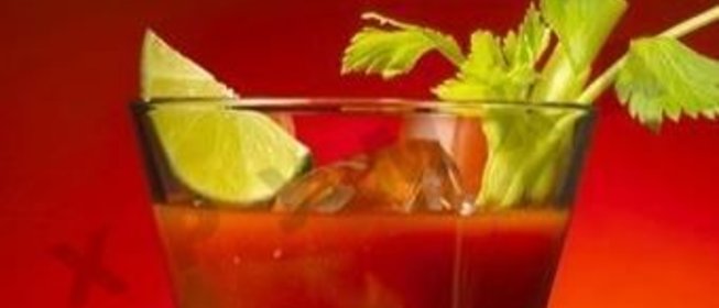 Коктейль Кровавая мэри в домашних условиях