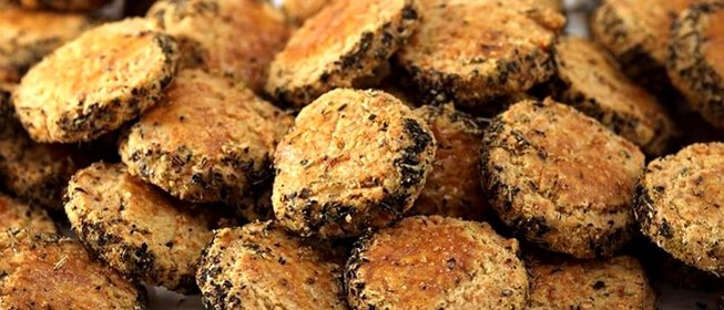 Печенье с пармезаном и прованскими травами