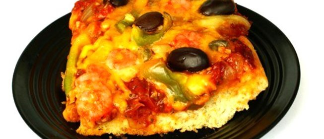 Дрожжевое тесто для пиццы со сливочным маслом