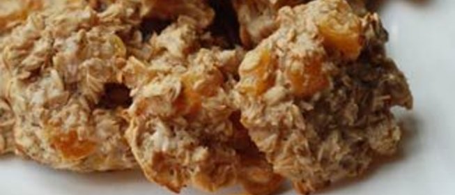 Легкое овсяное печенье с курагой