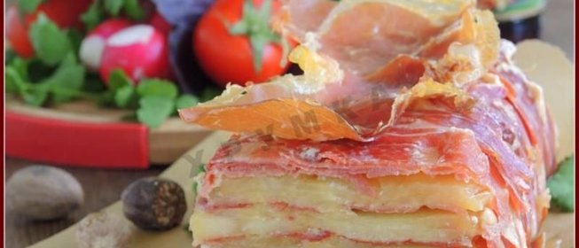 Картофельный мильфей с хамоном