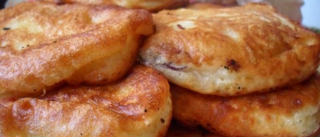 Оладьи на кефире с черешней