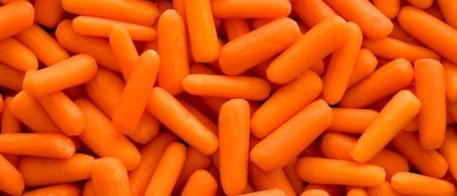 Жареная молодая морковь в оливковом масле