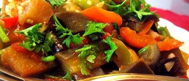 Ароматное овощное рагу с зеленью