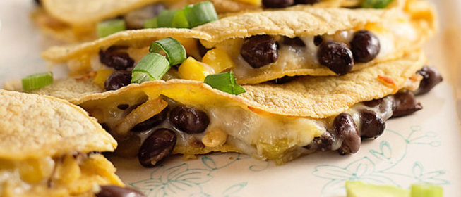 Кесадилья с кукурузой и фасолью