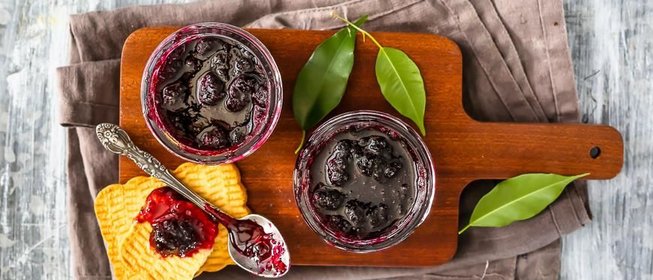 Джем из черники с лимоном