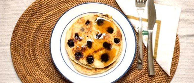 Блинчики из рикотты с черникой