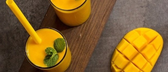 Молочный коктейль из манго