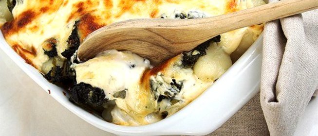 Шпинат с соусом бешамель