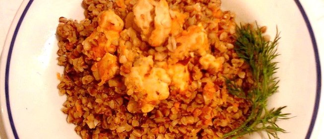 Гречка с курицей и морковью