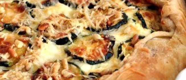 Тарт с цукини, томатами и базиликом