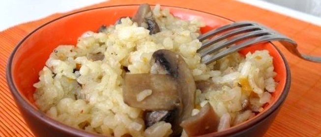 Плов с грибами и мясом