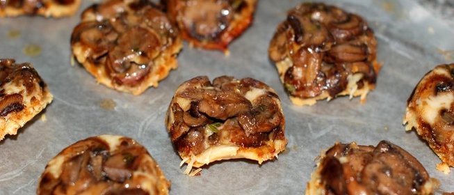 Слоеные тарталетки с грибами