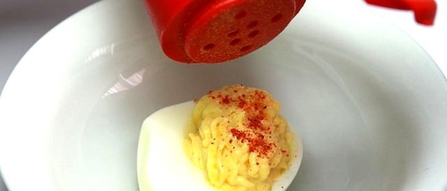 Яйца, фаршированные горчицей